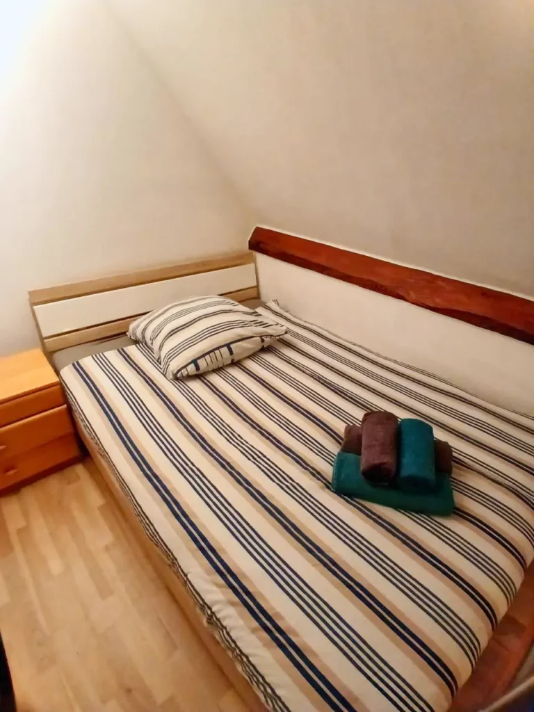 11_01_05_Schlafzimmer_02