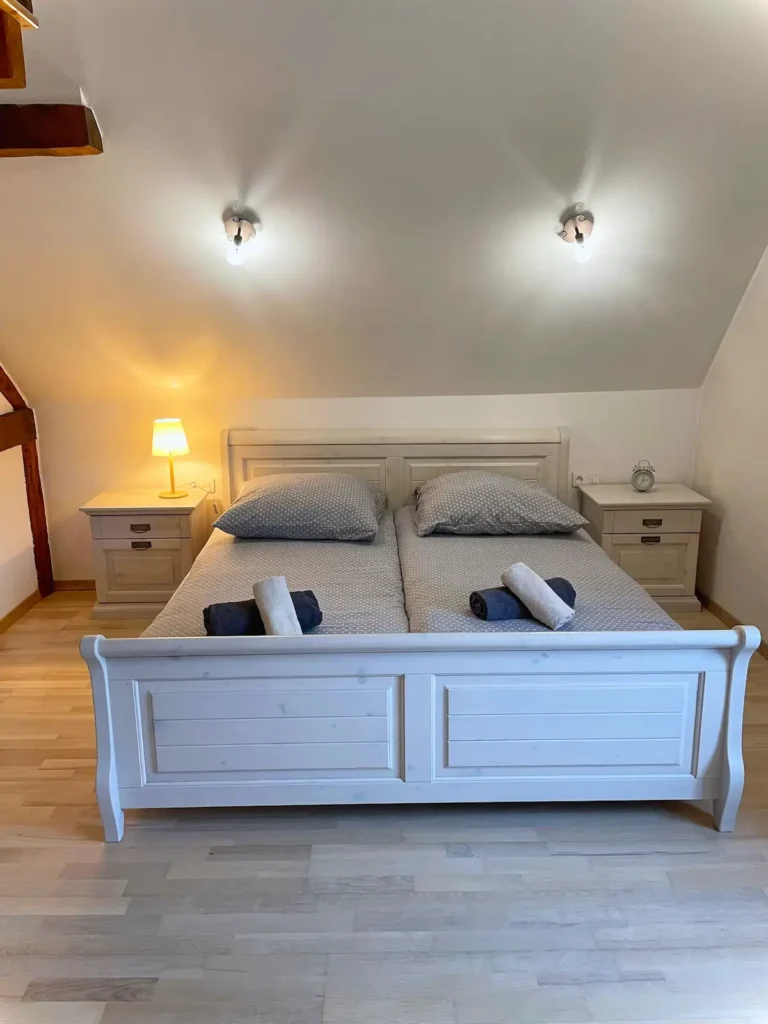 11_02_05_Schlafzimmer_02