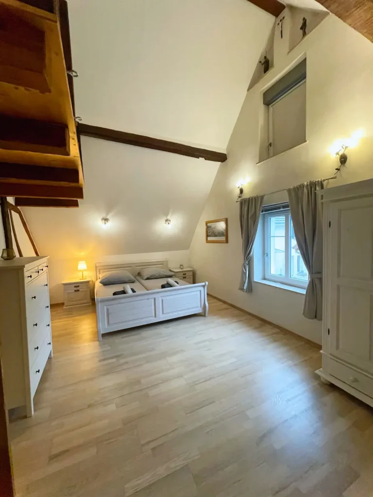 11_02_05_Schlafzimmer_04