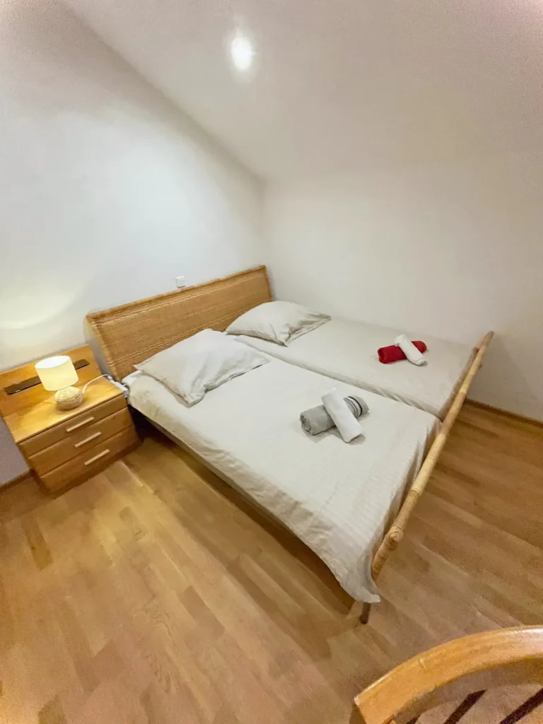 11_a_Bett